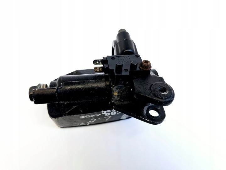 HONDA CBR 1000 F SC24 POMPE DE FREIN