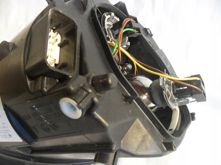 VW NOUVEAU BEETLE 2005-10 PROJECTEUR NEUF GAUCHE 1C0941029M