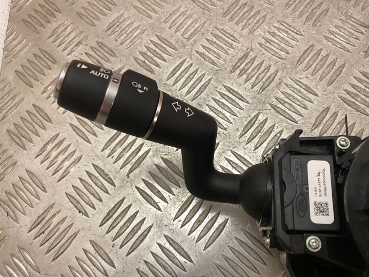 JAGUAR XE MANETTE COMMUTATEUR CLIGNOTANTS ESSUIE-GLACES