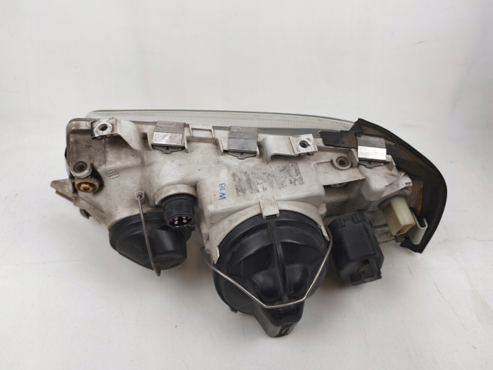 AUDI 80 90 B4 S2 PHARE PROJECTEUR DROIT AVANT AVANT 138838-00