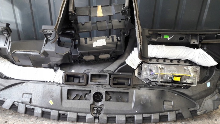 4F0857067A CONSOLE TABLEAU DE BORD AUDI A6 C6 4F