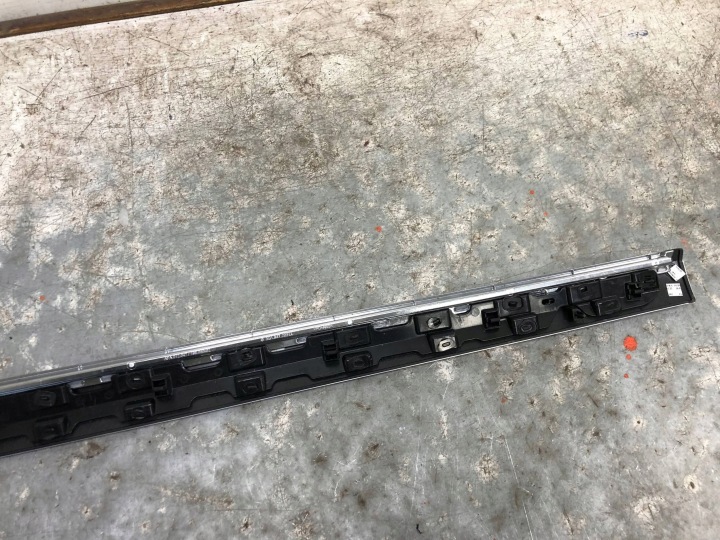 MOULURE DÉCOR CONSOLES NF5 VW PASSAT B8 LIFT 3G1853300E
