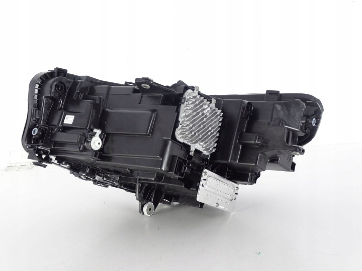 PHARE AVANT AVANT DROITE BMW X1 U11 5A9A228-02 (ST-98-3)