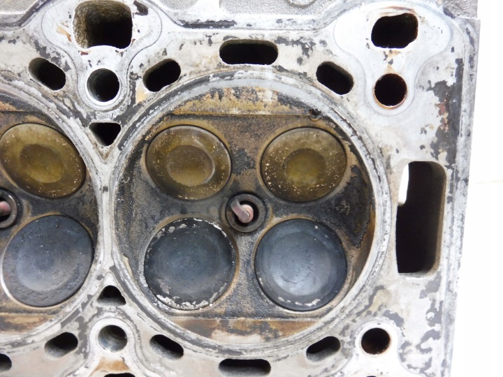 CULASSE PISTONS Z12XEP OPEL CORSA C D 1.2 16V