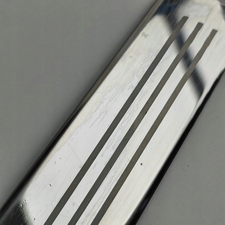 GAUCHE AVANT MOULURE SEUIL SKODA SUPERB III ESTATE (3V5) 3V0853813F