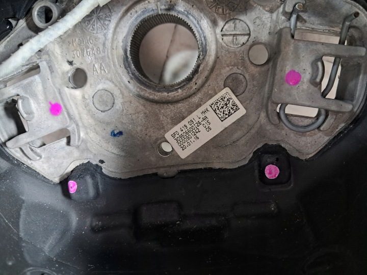 SEAT LEON III 5F VOLANT CUIR MULTIFONCTION 5F0419091L