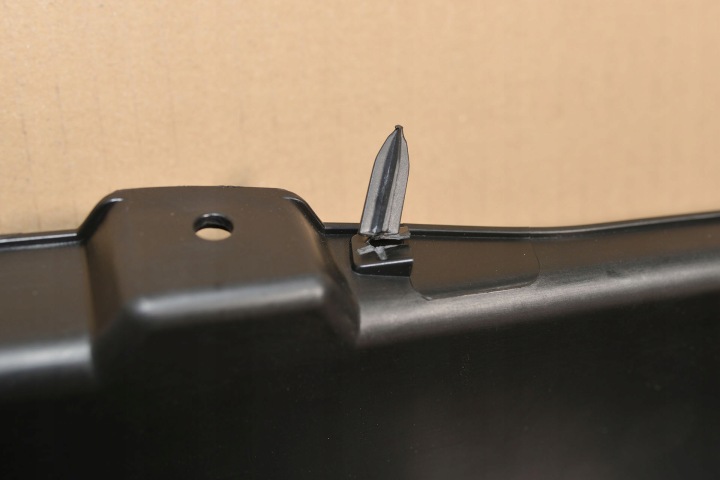 FORD TRANSIT CONNECT PARE-CHOCS ARRIÈRE ARRIÈRE KT1B-17K823
