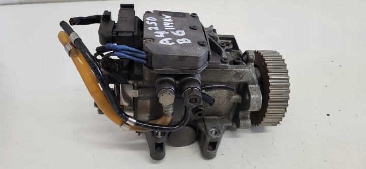 POMPE CARBURANTS AUDI 059130106J 2.48L DIESEL 2002