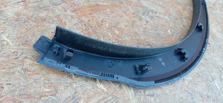 MOULURE REVÊTEMENT GARDE-BOUE DROIT ARRIÈRE MG ZS 2019- 10646894