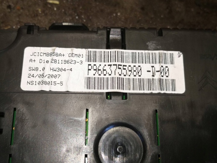 COMPTEUR MONITEUR TABLEAU DE BORD CITROEN C4 I 1.6 HDI P9663755980
