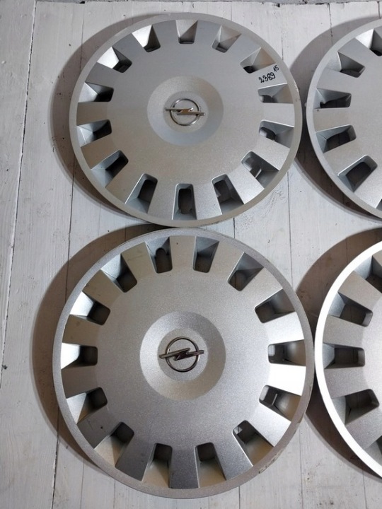 2389S ENJOLIVEURS OPEL 00461060860 OPEL 15 ÉTRIERS