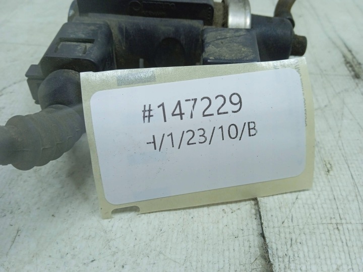 SOUPAPE PRESSION 8E0906628A AUDI A4 B6 1.9 TDI