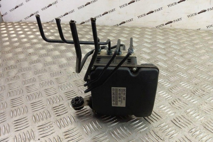 POMPE ABS BMW 7 (F01, F02) 6851390 4.4L GASOLINE 2010