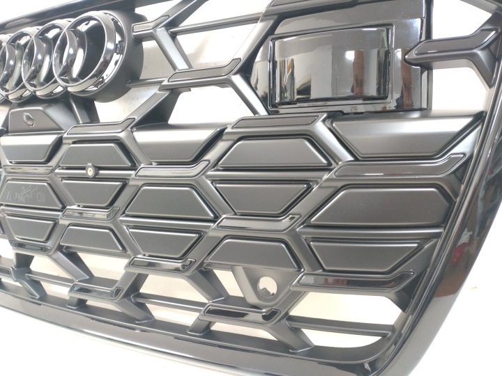 NEUF GRILLE CALANDRE RADIATEUR AUDI A6 C8 LIFT 2025- S-LINE COMPLET NOIR RADAR