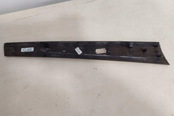 MOULURE DÉCORATIVE FLANC AVANT GAUCHES PORTES AUDI A8 D2 (4D2, 4D8)