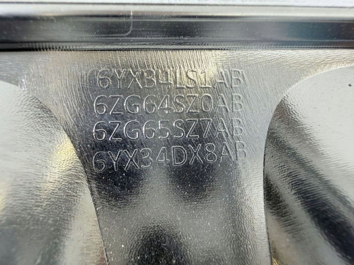 MOULURE CHROME PARE-CHOCS AVANT AVANT JEEP GRAND CHEROKEE WL 6YX34LS1AB