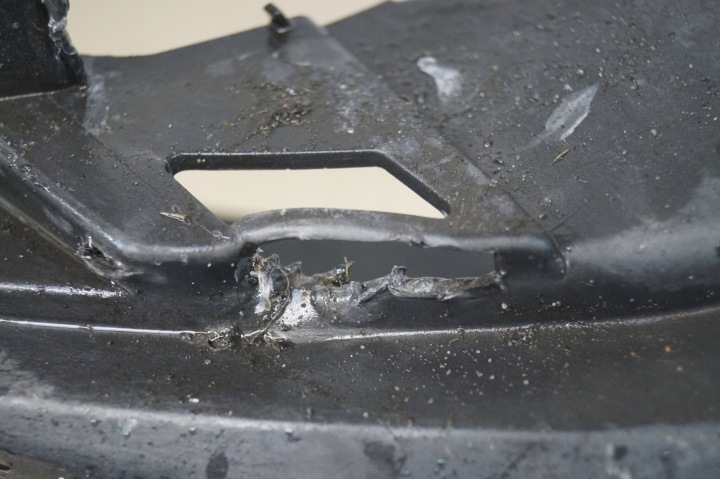 GLISSIÈRE FIXATION PARE-CHOCS DROIT AVANT BMW G20 MODULE 18-23R 8069348