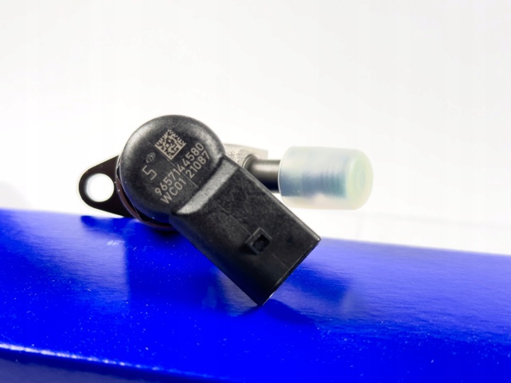 INJECTEUR 2PCS 36000319 CITROEN FIAT FORD PEUGEOT VOLVO VDO NEUF