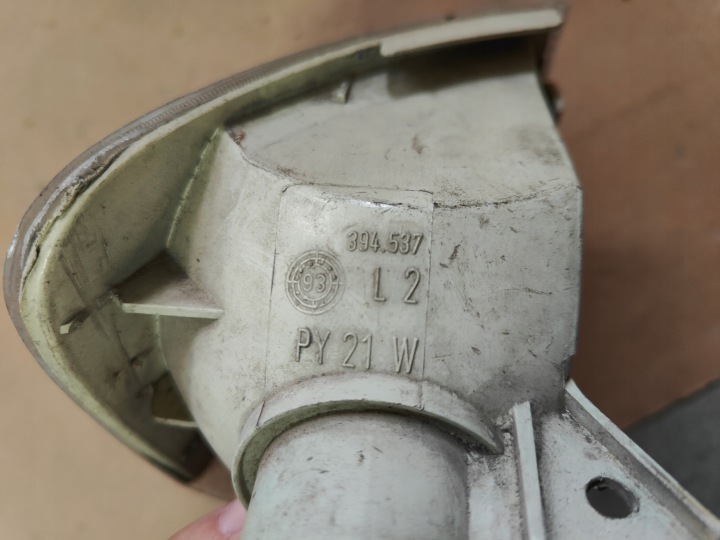 CLIGNOTANT FORD OE 394537