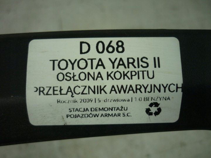 MOULURE CONSOLES GAUCHE COMMUTATEUR FEUX D'URGENCE TOYOTA YARIS II 55436-0D020