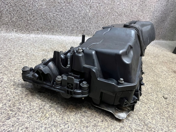 COUVERCLE DE SOUPAPES SÉPARATEUR BOULONS BMW E70 X5 3.0 D M57 235 KM JEU E71 X6 ORIGINAL