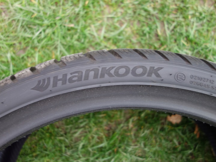 HANKOOK WINTER EVO 2 285/30/22 101W AUDI RS7 RS6