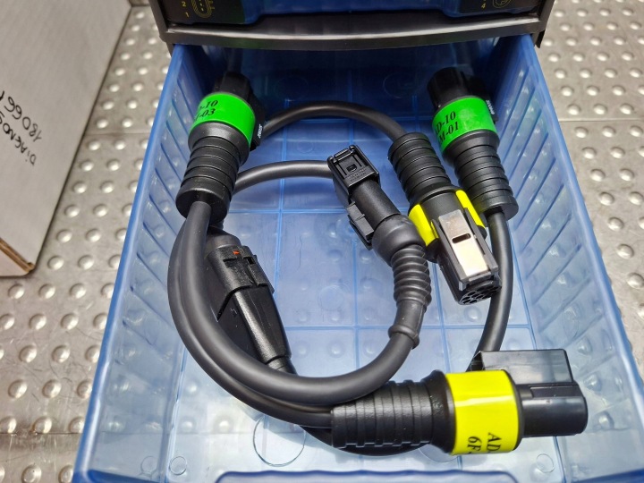 SKANER 1806618000 TESTEUR CÂBLE FIAT ALFA ROMEO AD-10
