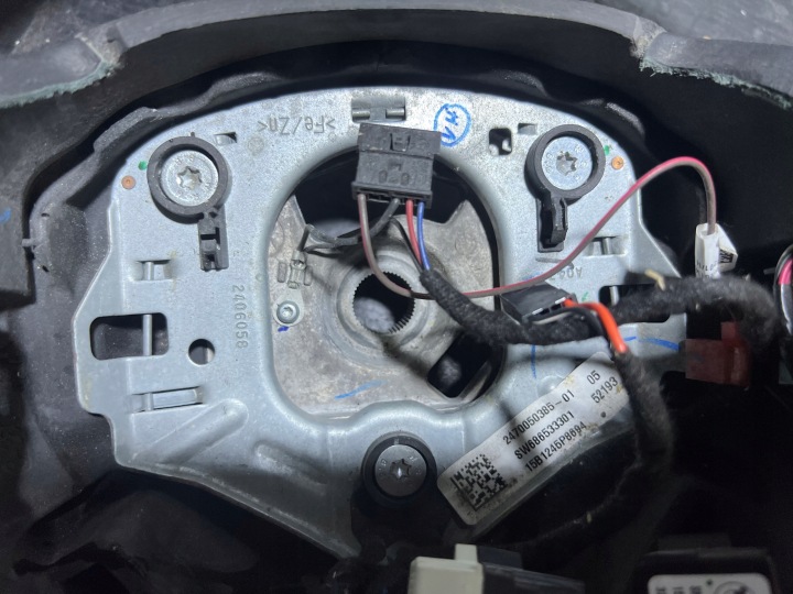 BMW X3 X3 F25 F26 VOLANT CUIR MULTIFONCTION WIBRACJE ASSISTANT