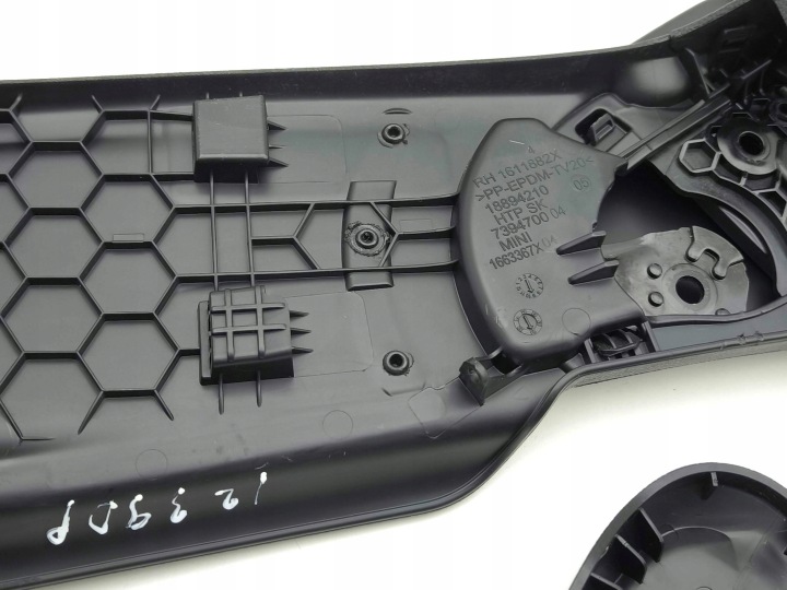 MINI ONE COOPER F56 F55 2023 PLASTIQUE SIÈGES 7394700