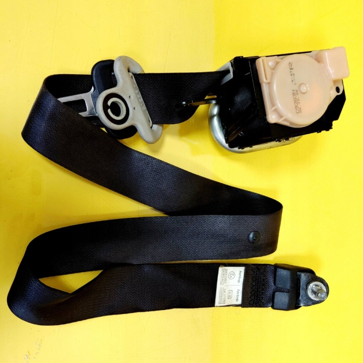 CEINTURE DE SÉCURITÉ DROIT AVANT MAZDA 6 0431093 NR1291