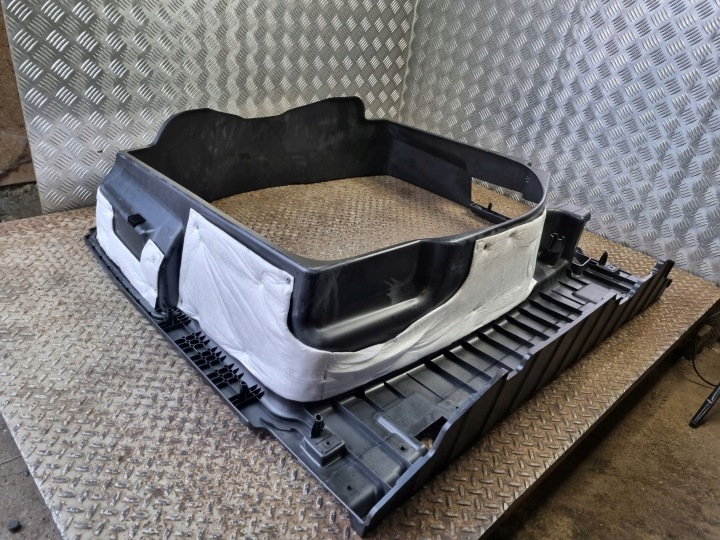 2023 JEEP GRAND CHEROKEE WL INSERT ROUES DE RÉSERVE P68625587AA