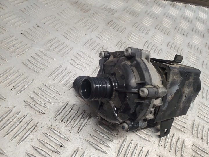 MERCEDES-BENZ CL C216 0392022010 POMPES À EAU