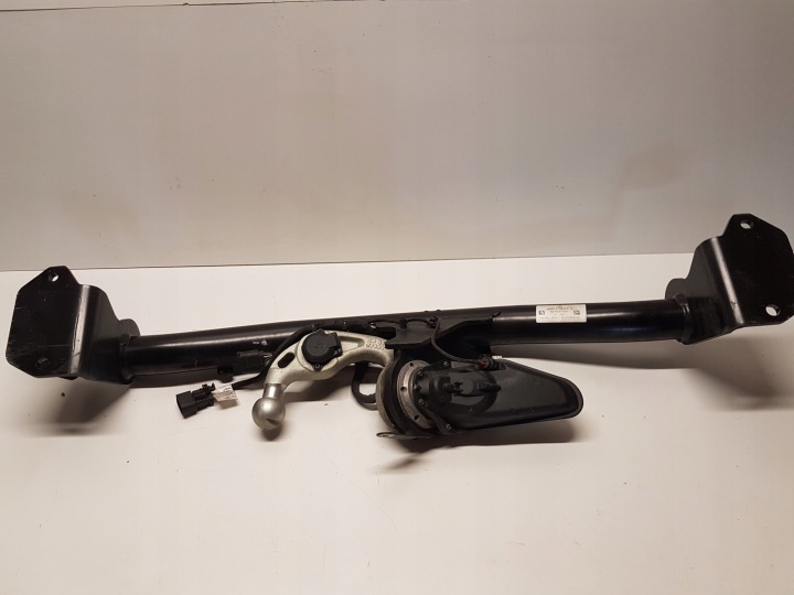 CROCHET ATTELAGE ÉLECTRIQUE BMW U06 8739187