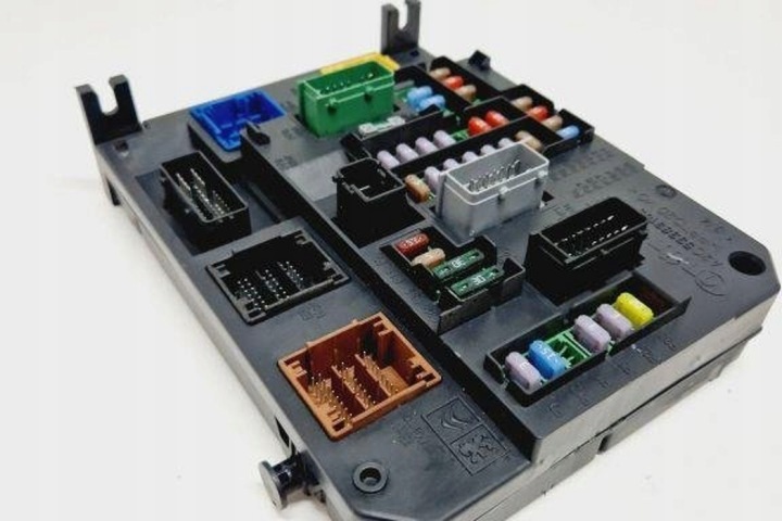 MODULE CONFORT CITROËN C4 II (B7) 9665547480 1.6L DIESEL 2012