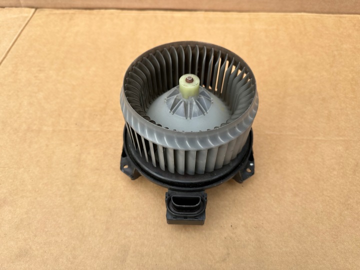 SUZUKI SX4 I SEDICI 06-13 VENTILATEUR VENTILATEURS AV272700-0311