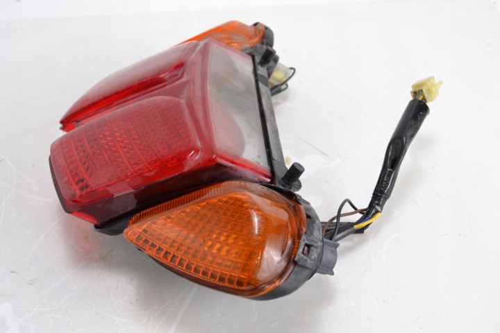 PHARE ARRIÈRE YAMAHA FJR 1300 01-05