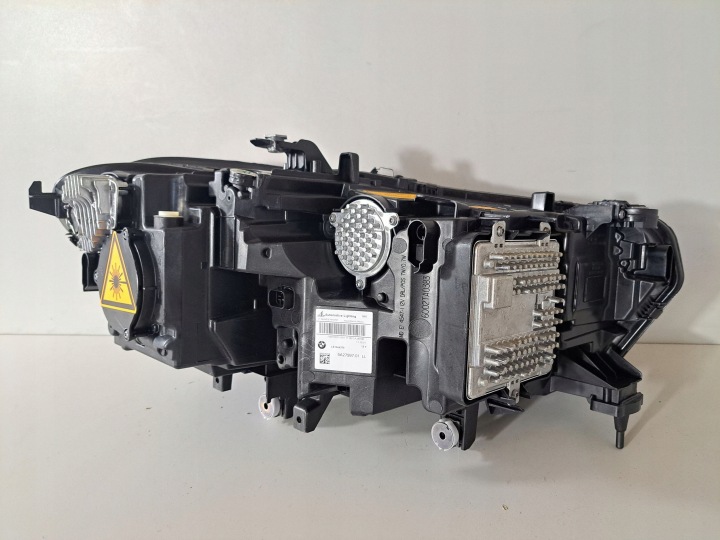BMW X5 G05 2021 AVEC AVANT PHARES AVANT ENSEMBLE NOUVEAU