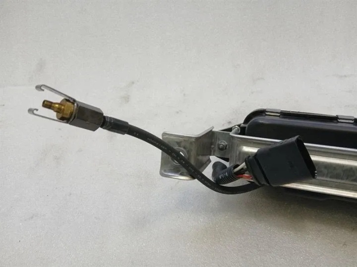 PORSCHE CAYMAN 718 GT4RS HYDRAULIC PUMP 982412257A AXLE LIFT HYDRAULIC PUMP