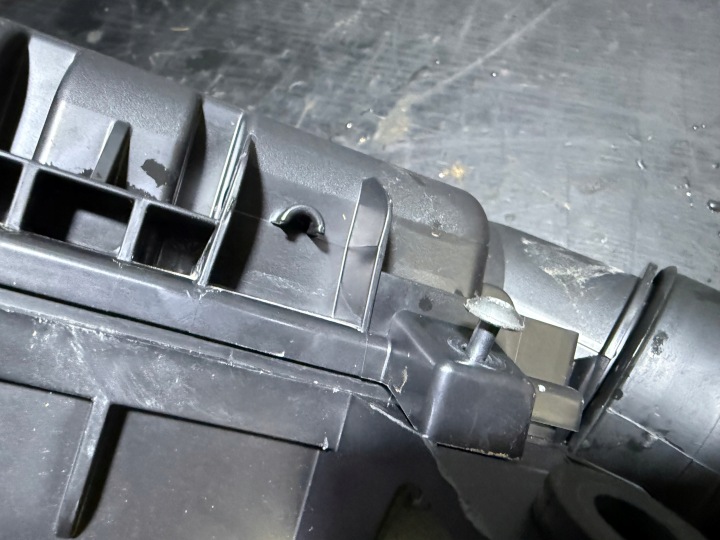 PEUGEOT 208 II LIFT 24R OPEL CORSA F CHÂSSIS FILTRE AIR 1.2 THP HN05