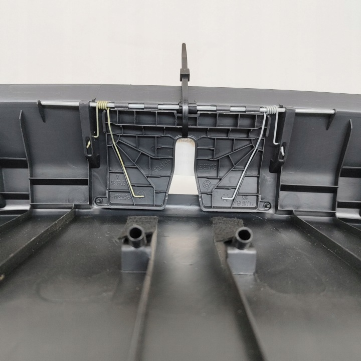 VOLKSWAGEN TIGUAN 2024 PROTECTION COURROIE COUVERCLES DE COFFRE