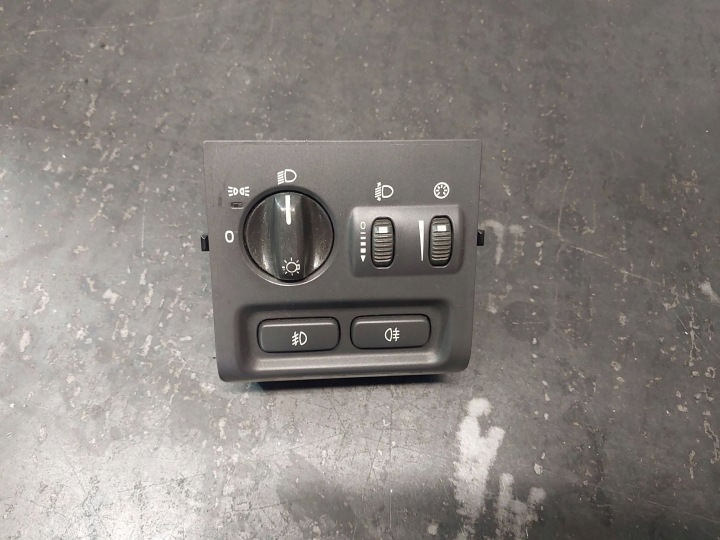 COMMUTATEUR FEUX VOLVO S40, V40 30613945