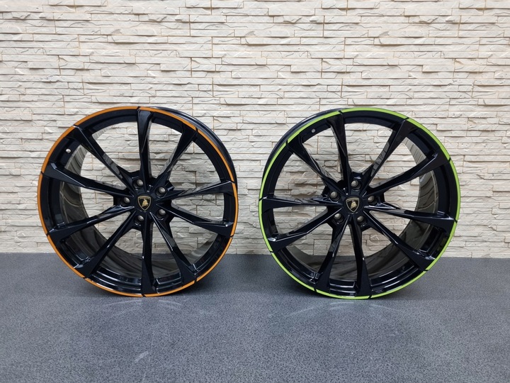 LAMBORGHINI URUS 23 RUEDAS LLANTAS WHEELS ORIGINAL 