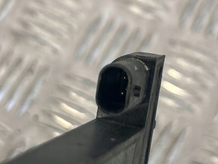 ANTENNE KEYLESS TESLA MODÈLE X 104313000B