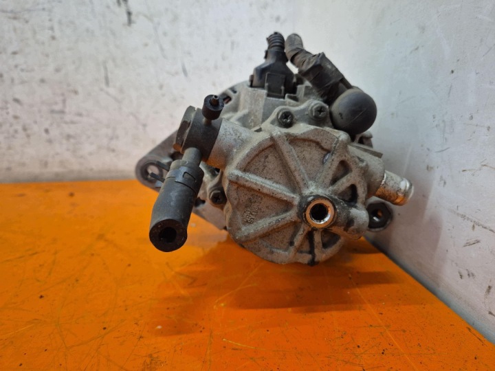 KIA SORENTO 2.5TDCI 02-06 ALTERNATEUR 37300-4A112 D4CB