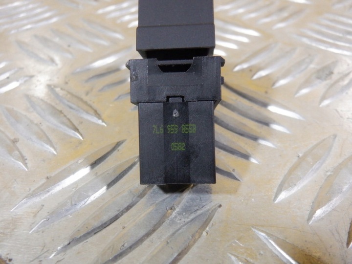 COMMUTATEUR BOUTON VITRE POLCAR 9513P-71
