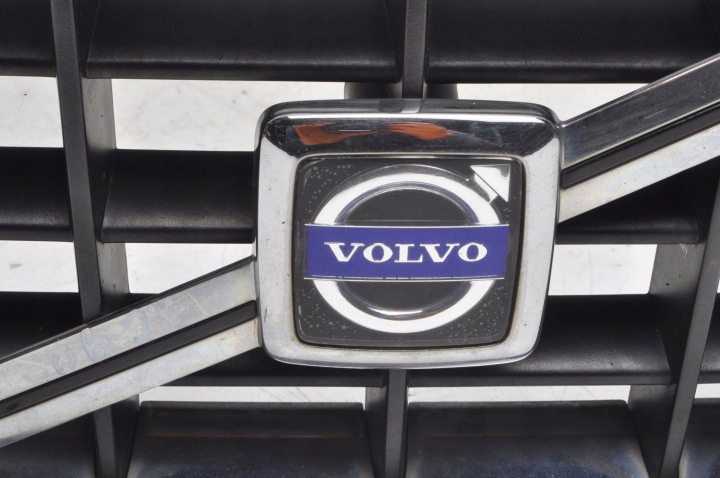 VOLVO XC90 CALANDRE CALANDRE GRILLE 8620641 08620587