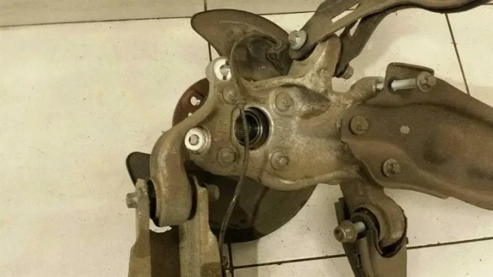 MOYEU ARRIÈRE GAUCHE MERCEDES GLA X156 A2463503241 CHÂSSIS ROULEMENTS ROUES ARRIÈRE