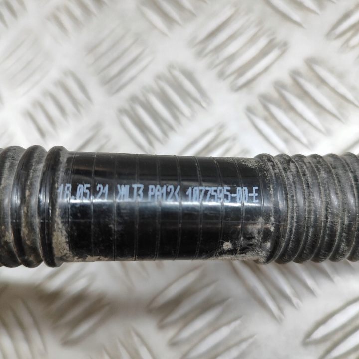 TESLA MODÈLE 3 2021 FIL TUYAU RADIATEUR