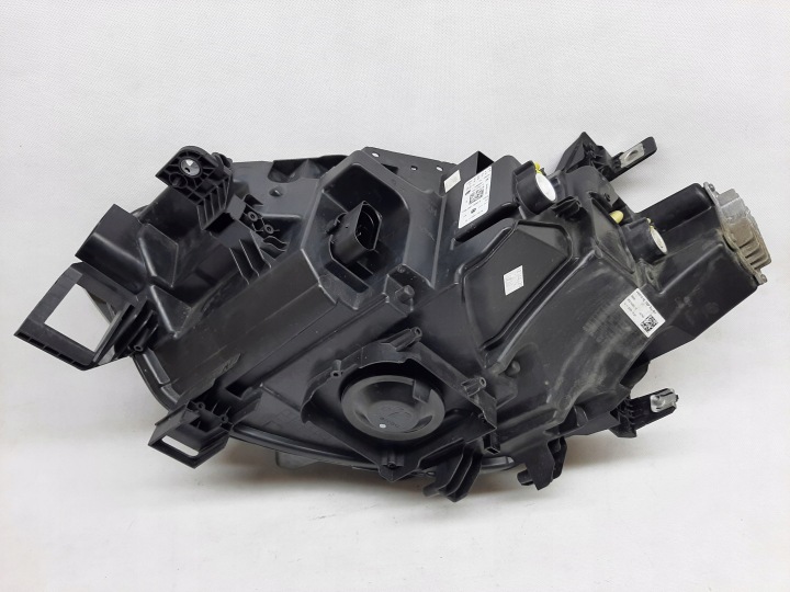 VW ID.3 PHARE DROITE PROJECTEUR LED 10B941036B