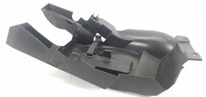 YAMAHA FZ6 FAZER 600 PASSAGE DE ROUE REMPLISSAGE PLASTIQUE